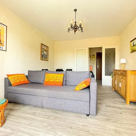 Superb With Balcony In Frejus