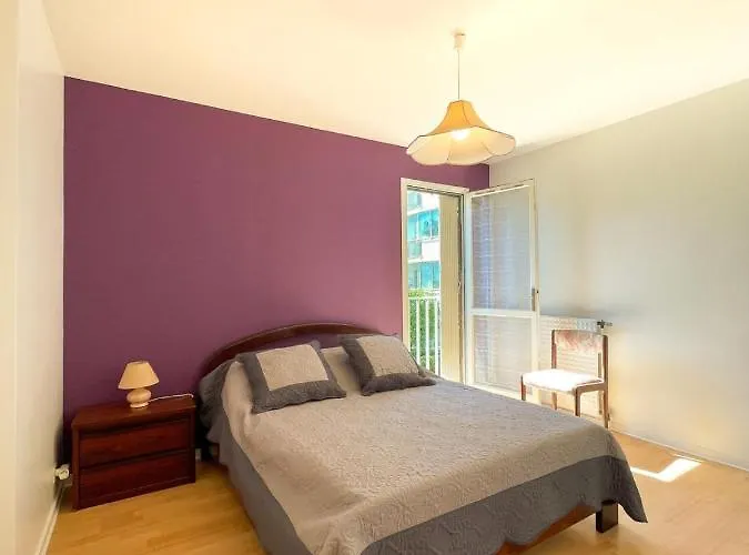 Apartment Superb With Balcony In Frejus