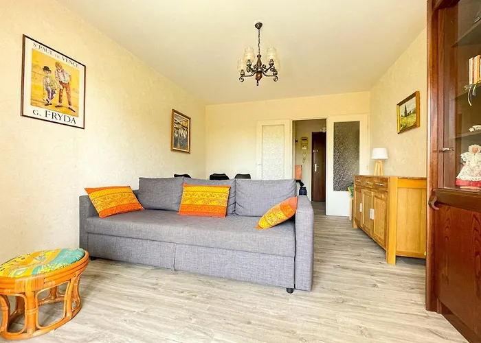 Superb With Balcony In Frejus